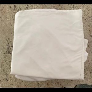 SOLD  Piece Queen Sheets